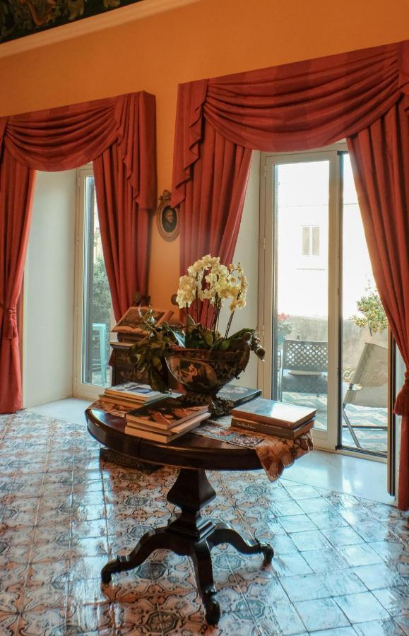 Donna Guia Suite Palermo Dış mekan fotoğraf