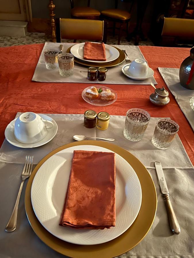 Donna Guia Suite Palermo Dış mekan fotoğraf