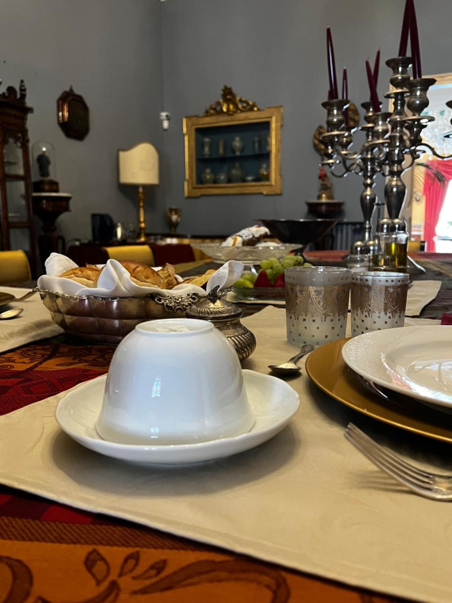 Donna Guia Suite Palermo Dış mekan fotoğraf