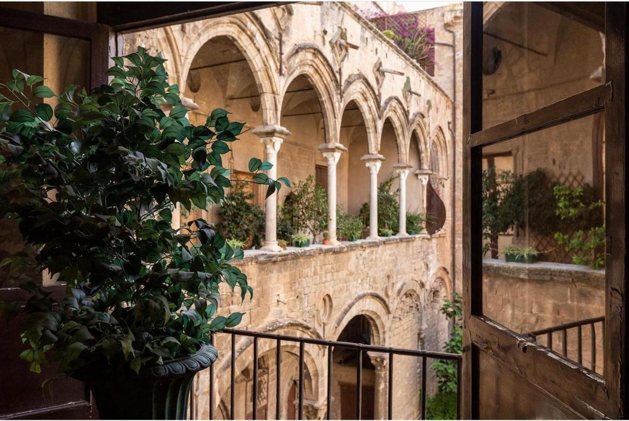 Donna Guia Suite Palermo Dış mekan fotoğraf